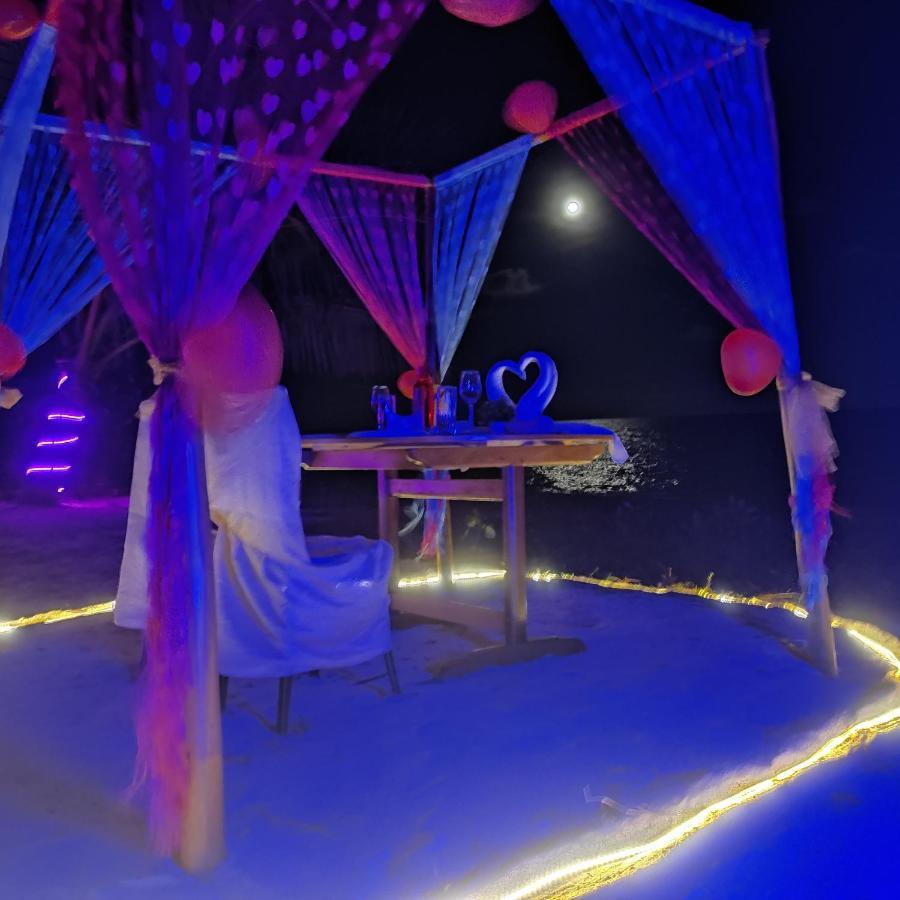 Honey Moon Beach Resort ANDAMAN AND NICOBAR ISLANDS Exterior photo
